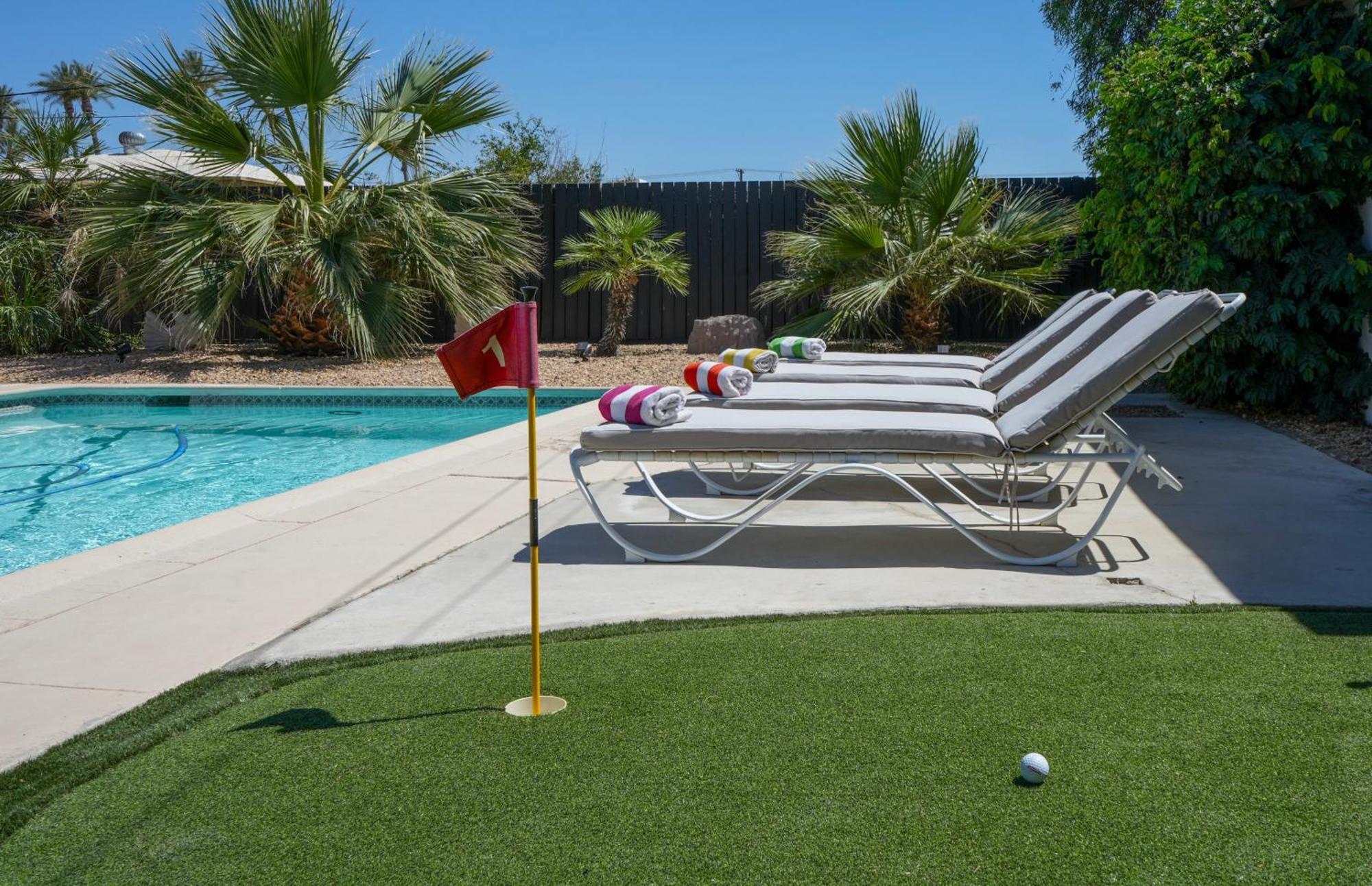 The Pink Cactus - Desert Retreat - Luxe Pool, Golf & Game Room 印地欧 外观 照片