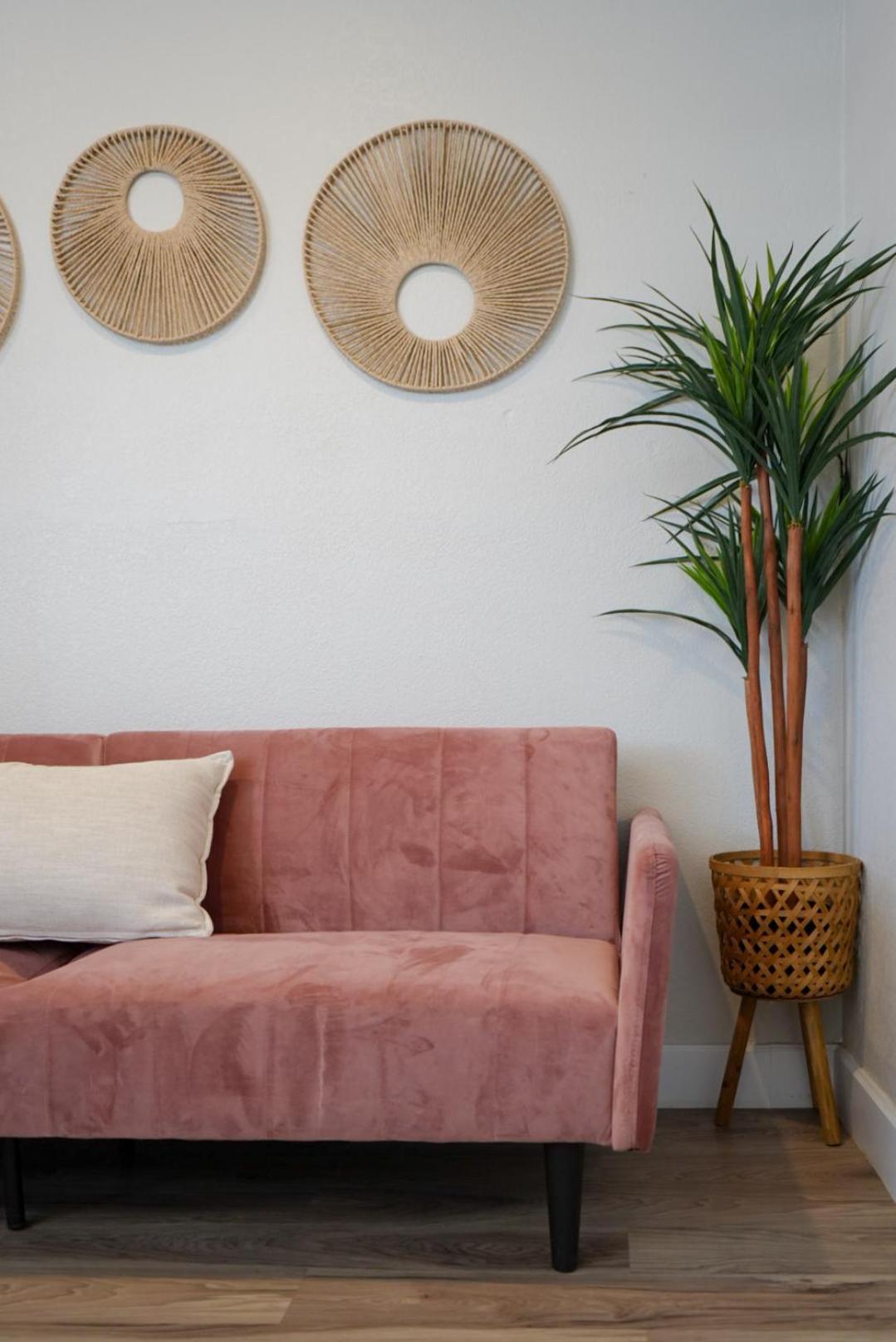 The Pink Cactus - Desert Retreat - Luxe Pool, Golf & Game Room 印地欧 外观 照片