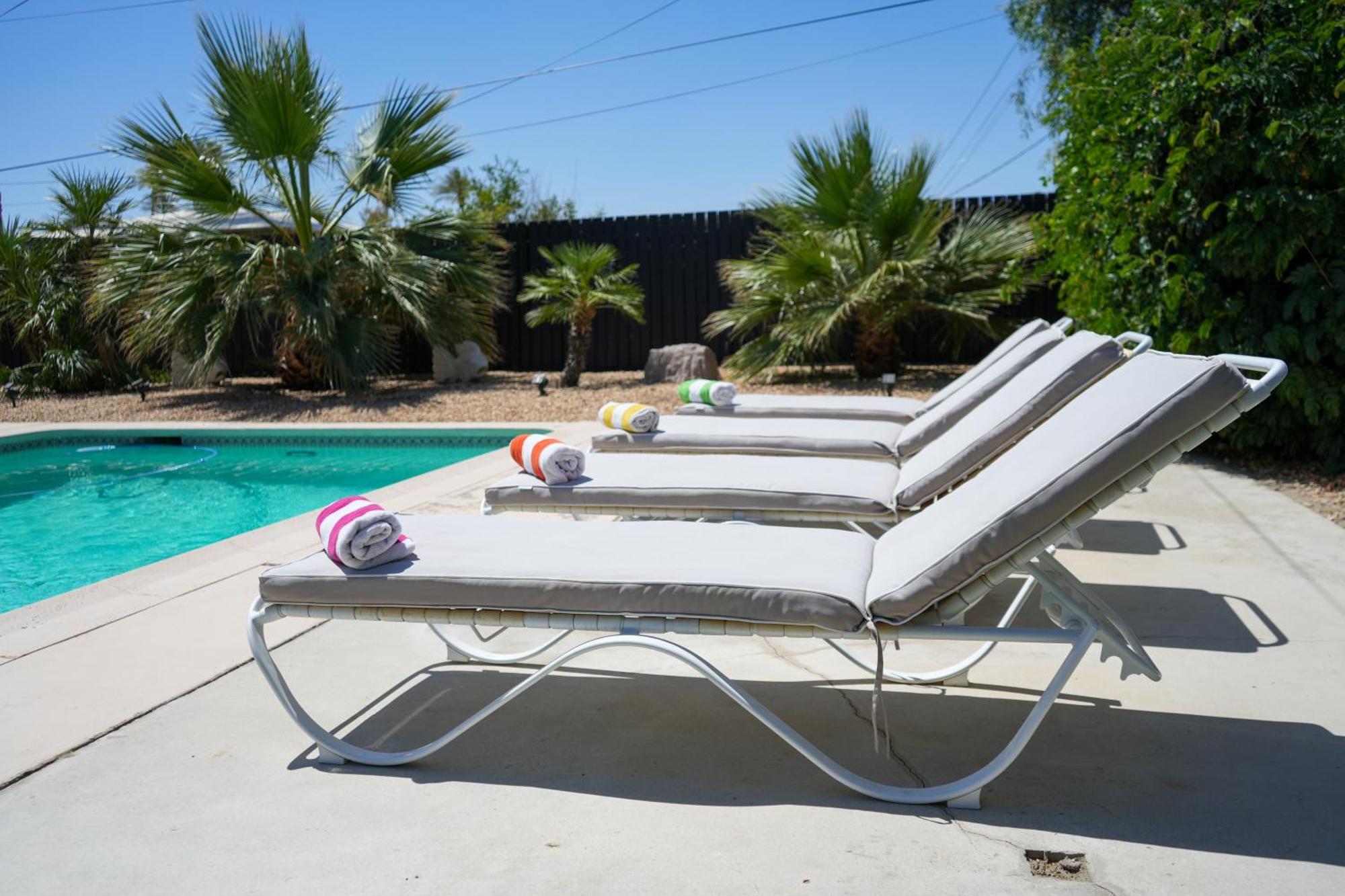 The Pink Cactus - Desert Retreat - Luxe Pool, Golf & Game Room 印地欧 外观 照片